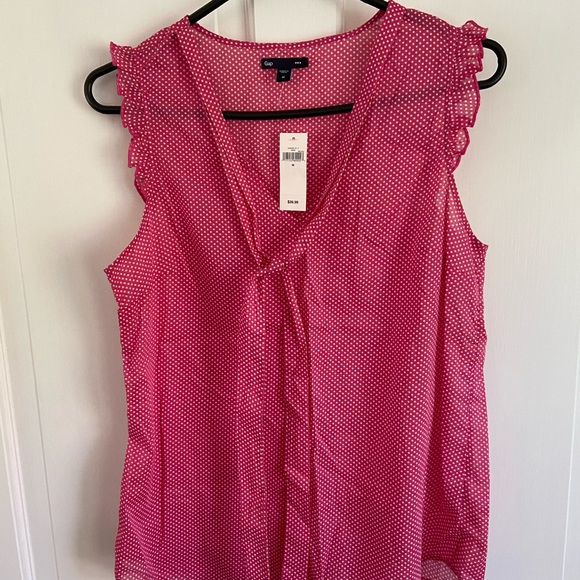 GAP Tops - NWT GAP pink and white polka dot sleeveless